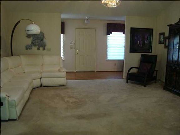 Great Room to Foyer