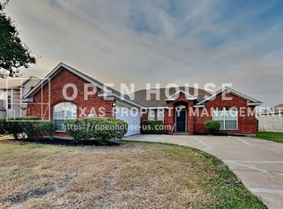 3112 Creekside Dr, Sachse, TX 75048