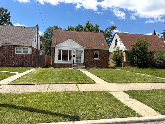 3rd image of 1570 Kenilworth Ave