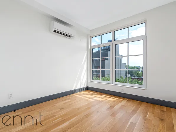 1430 Fulton Street image 7 of 24