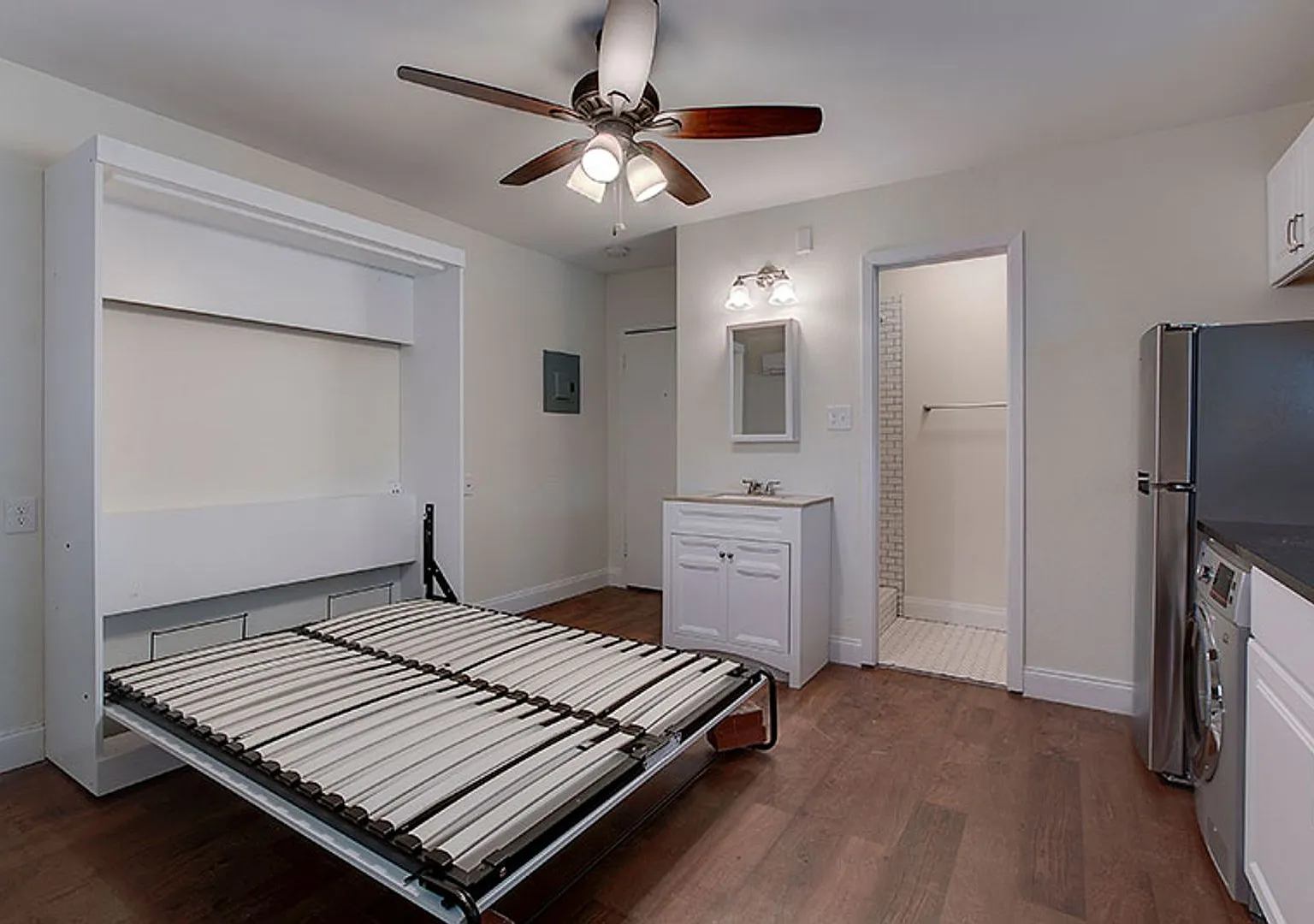 Park Avenue 207 — Photo 3