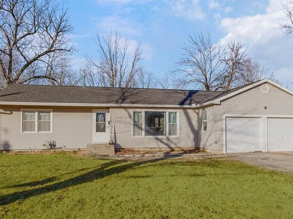 624 W Wabash St, Olathe, KS 66061