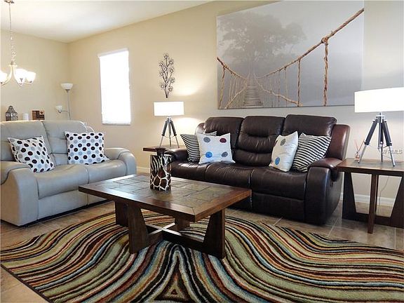2nd image of 1052 Tourmaline Dr