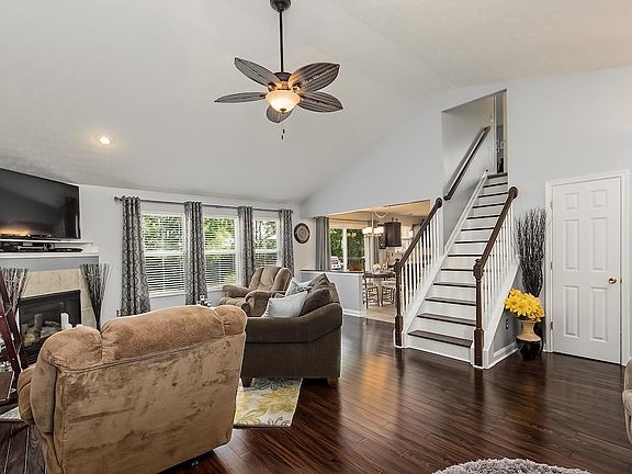 3rd image of 762 Kollines Ct