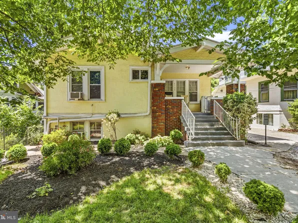 7126 Carroll Ave APT 1, Takoma Park, MD 20912