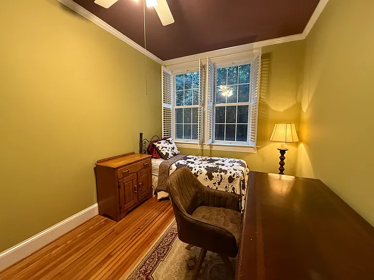 Guest Bedroom/Office