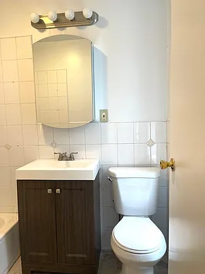 Rented by Oxford Property Group | media 17