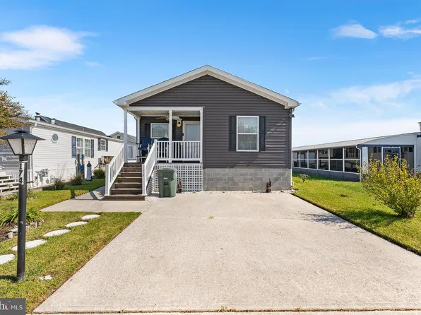174 Sunshine Ln, Ocean City, MD 21842