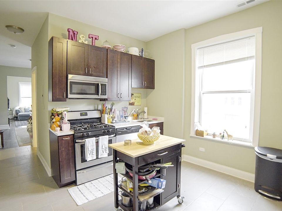 3545 W Fullerton 2F Kitchen
