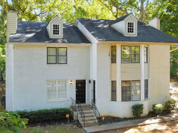 2611 Golfview Ter SE, Conyers, GA 30013