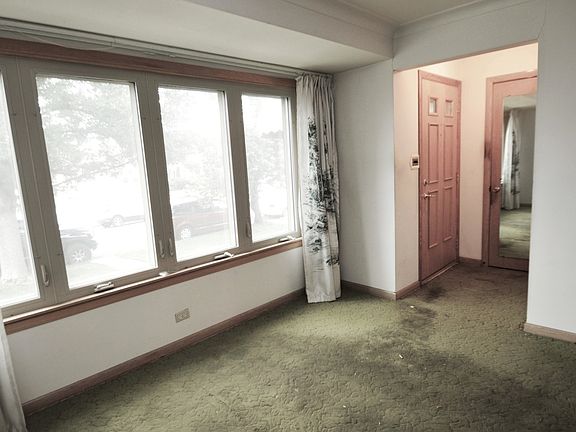 5th image of 5625 S Kilbourn Ave