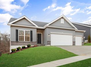561 Evening Primrose Dr, Wentzville, MO 63385