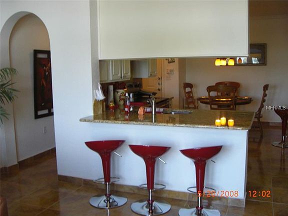 3rd image of 911 N Orange Ave APT 433