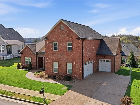 2nd image of 604 Pickett Dr