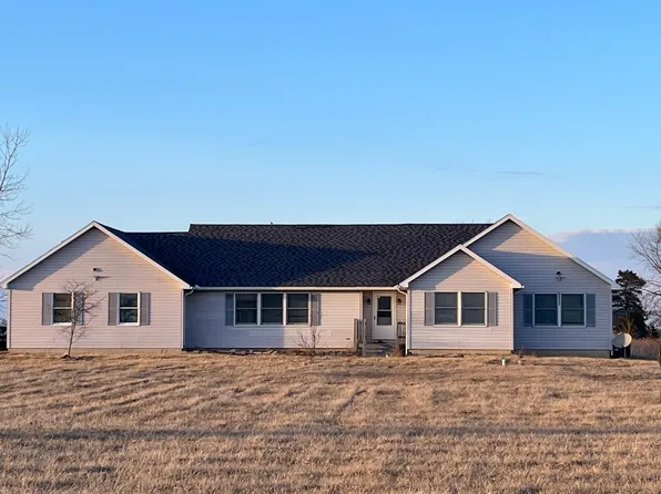 1050 Middleton Pike, Luckey, OH 43443