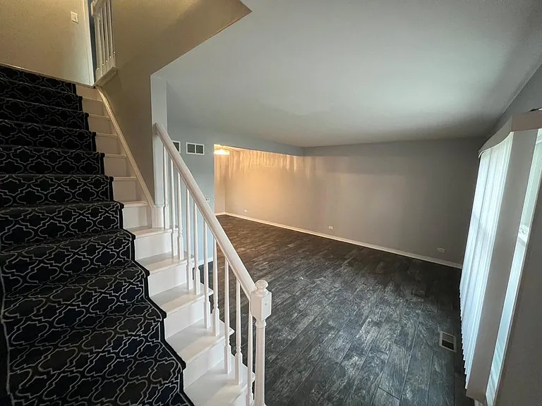 19 Woodridge Ln — Photo 5