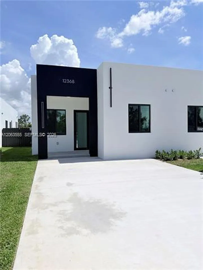 12368 SW 219th St th 12368, Miami, FL 33170 — Photo 2
