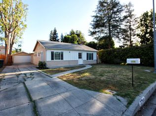 22108 Hart St, Canoga Park, CA 91303