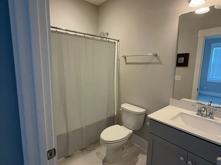 393 Oak Park St — Photo 31