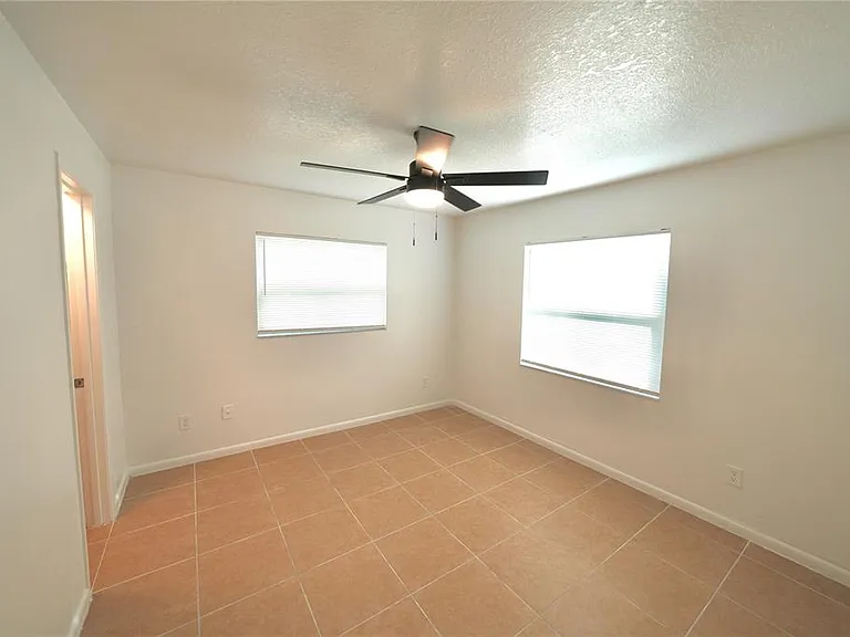 2619 Hendy Ct — Photo 19