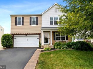 68 Charter Gate Dr, Fredericksburg, VA 22406
