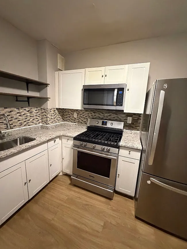 4 bed, 1241 sqft, $1,995 — Photo 4