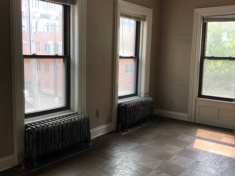 112 Lancaster St #2 — Photo 17