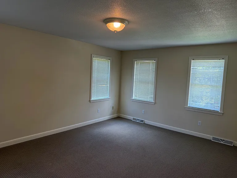 233 S Bayshore Dr — Photo 10
