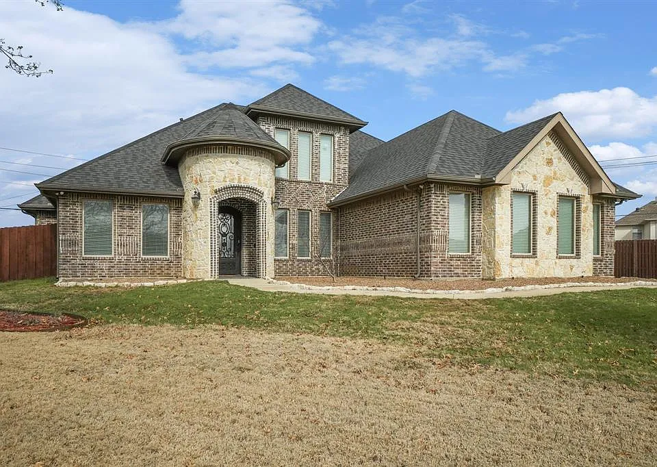 1012 Mallard Way