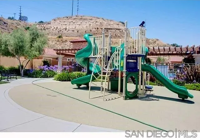 2793 Matera Ln — Photo 10