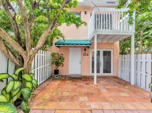 1912 NE 6th Street, Deerfield Beach, FL 33441