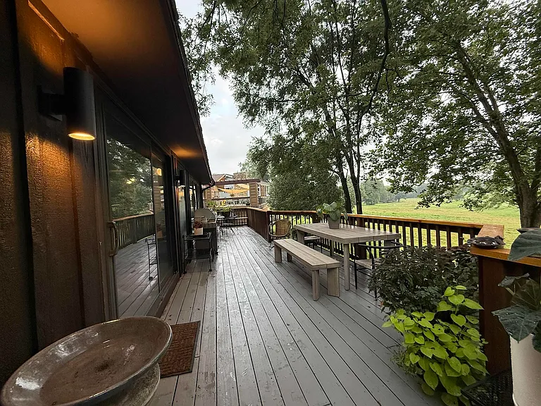 60 foot outdoor deck