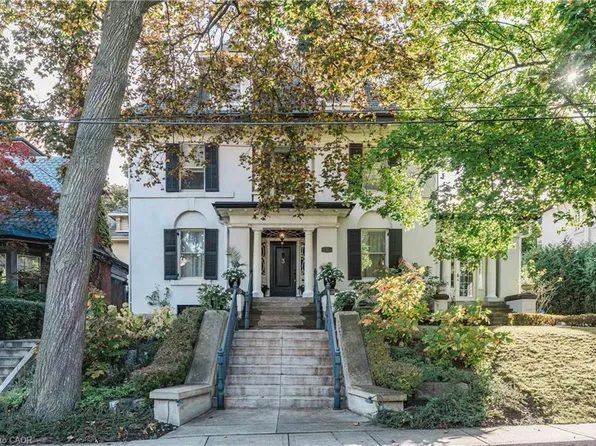 3 Turner Ave, Hamilton, ON L8P 3K4