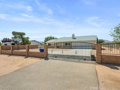 22393 Lone Eagle Rd, Apple Valley, CA, 92308