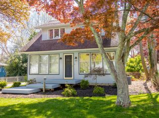 66 Poricy Ln, Red Bank, NJ 07701