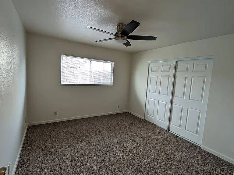 837 & 843 Lake Blvd #833-847 — Photo 5