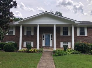 904 Brynewood Park Dr, Chattanooga, TN 37415