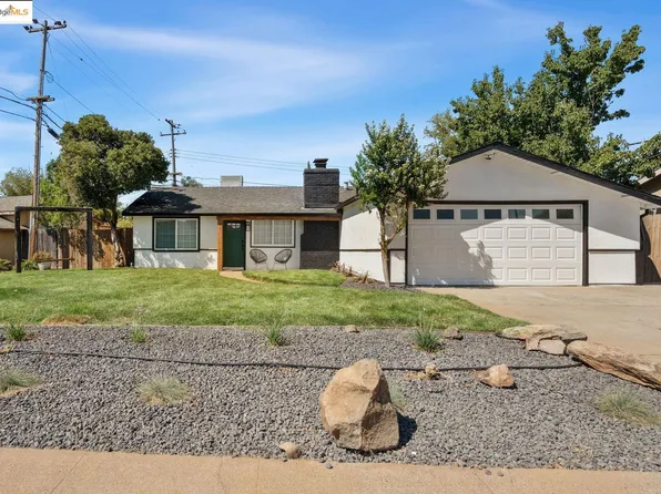 9921 Redstone Dr, Sacramento, CA 95827