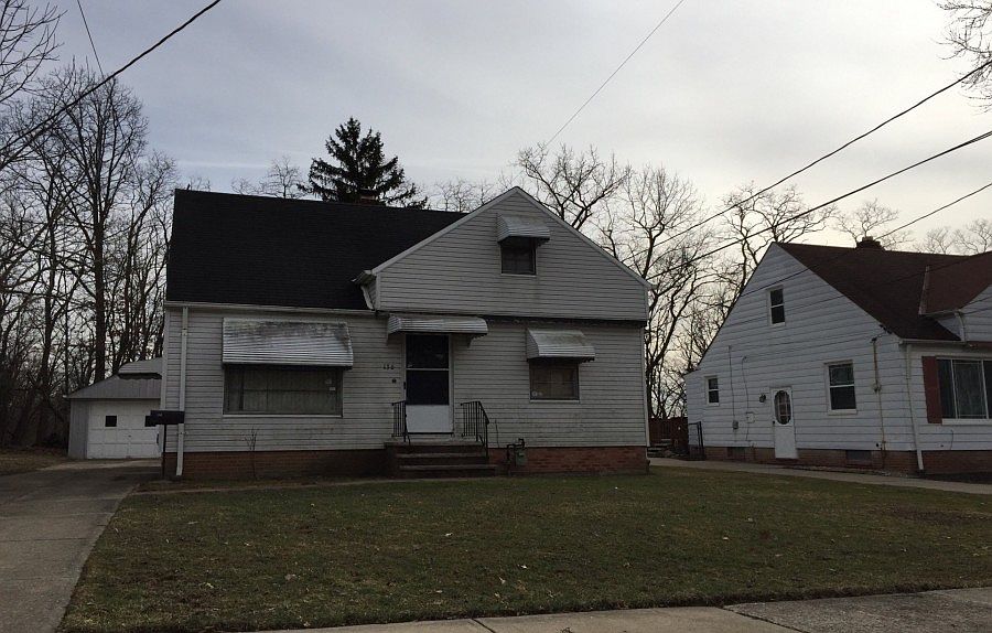 1st image of 136 Cowles Ave