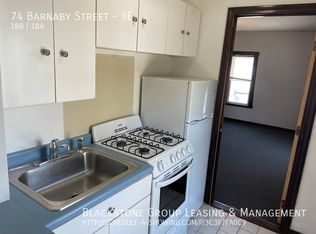 74 Barnaby St #3E, Fall River, MA 02720