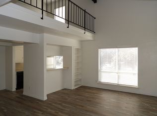 3100 Elizabeth St #206, Dallas, TX 75204