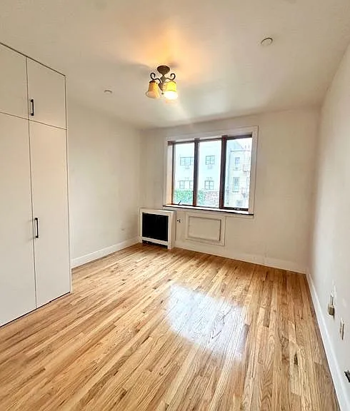 527 Leonard St #2 — Photo 1