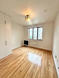 527 Leonard Street, #2