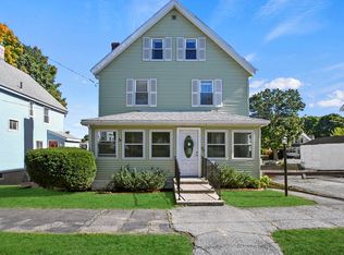 96 Gould St, Wakefield, MA 01880
