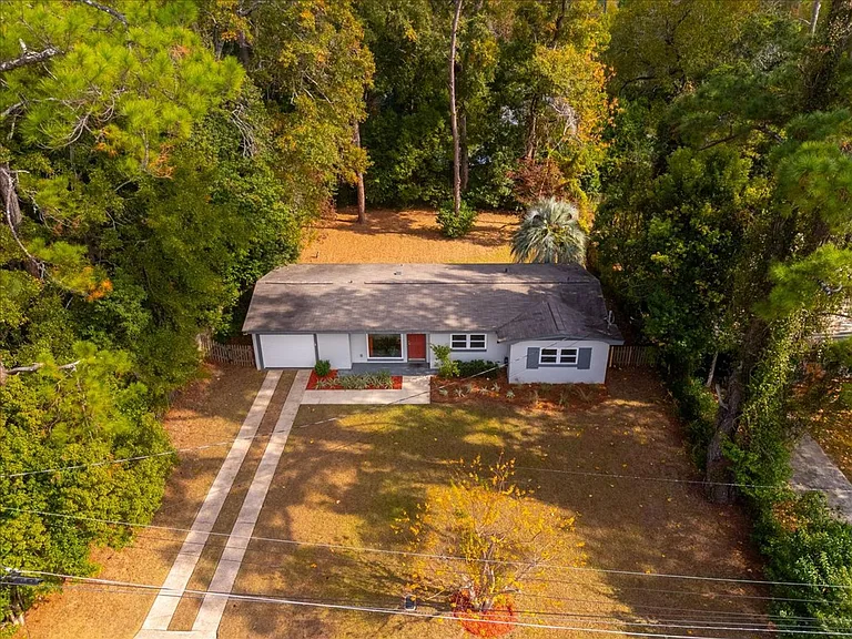 1707 Hall Dr — Photo 38