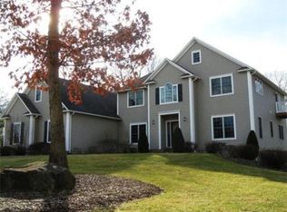 11 Valley View Dr, Wilbraham, MA 01095