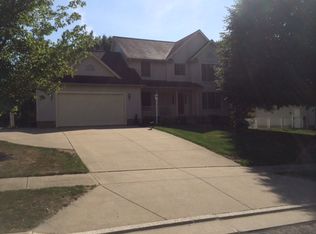 3121 Sparrows Crst, Akron, OH 44319