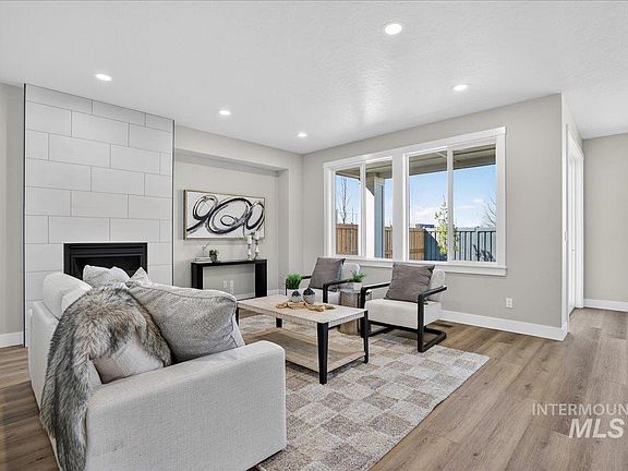 7th image of this home
