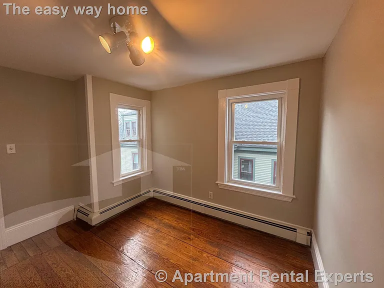 28 Francesca Ave — Photo 8