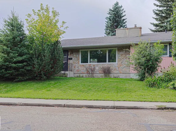5807 48b Ave, Camrose, AB T4V 0L9